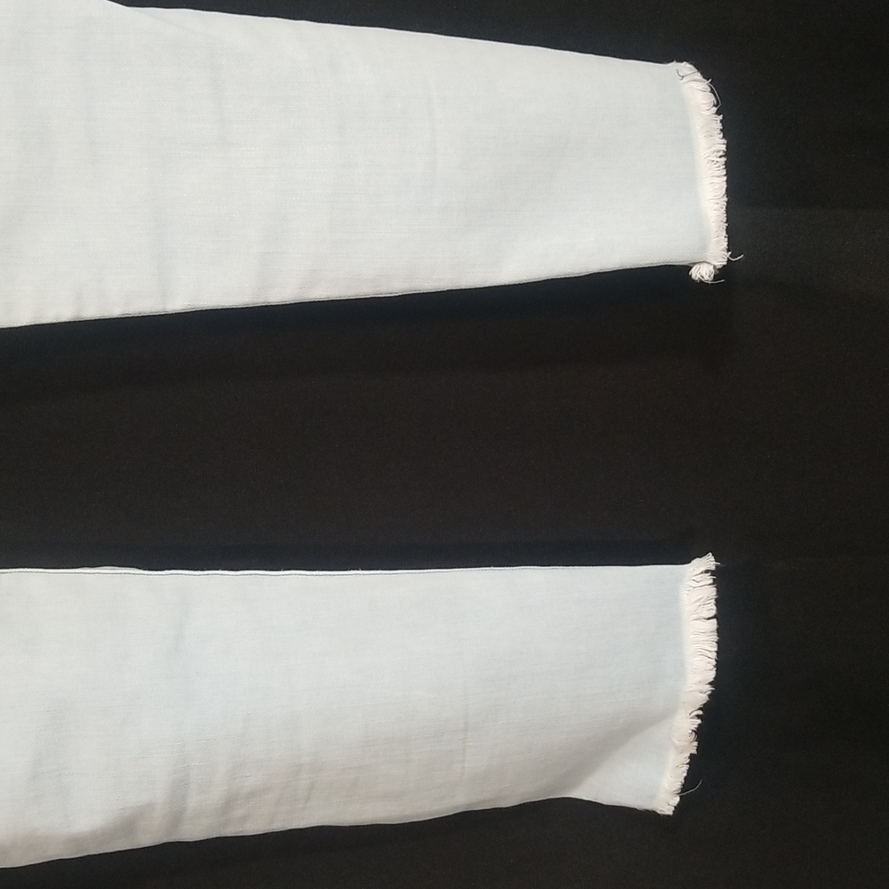 Rewash Ripped ligh blue Jean's. Size 5 - Picture 5 of 11